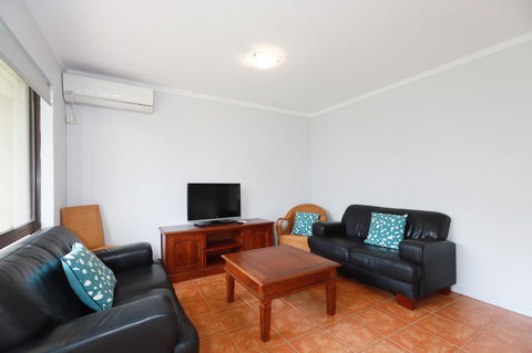 West Beach Lagoon 204 â€“ Ground Floor - Tourism Cairns 8