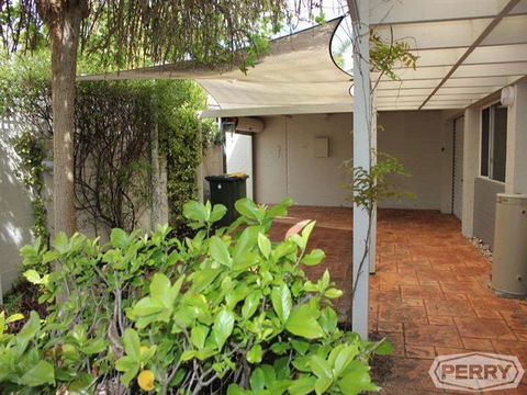 Waterside Canal Dreams - Tourism Cairns 1