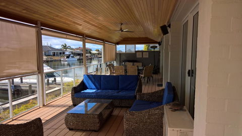 Waterside Canal Dreams - Tourism Cairns 6