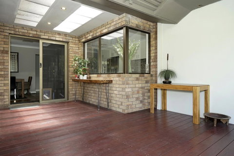 Marcus Villa Booragoon - Tourism Cairns 14