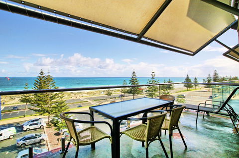The White Pearl Penthouse - Tourism Cairns 19