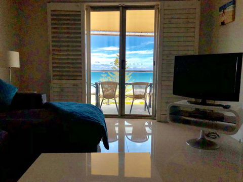 The White Pearl Penthouse - Tourism Cairns 5