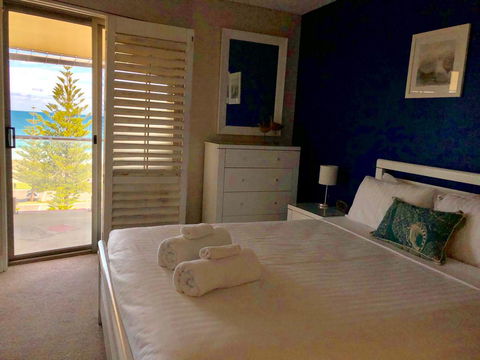 The White Pearl Penthouse - Tourism Cairns 7