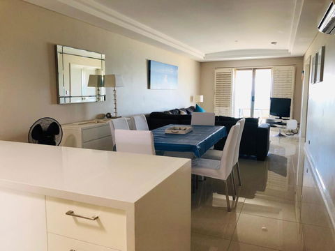 The White Pearl Penthouse - Tourism Cairns 2
