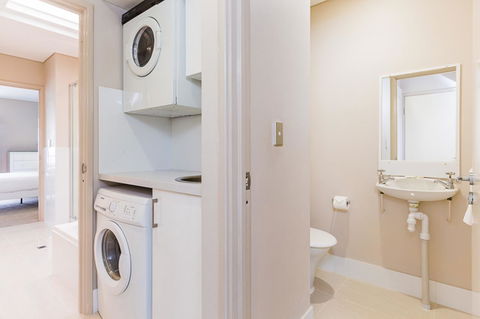 The White Pearl Penthouse - Tourism Cairns 18