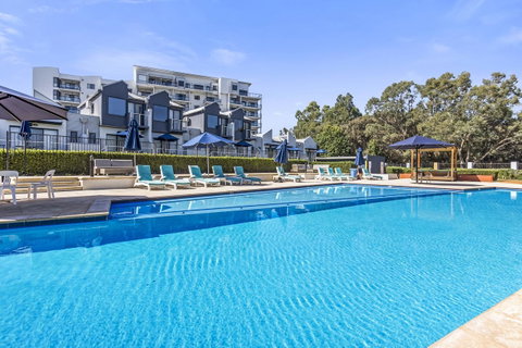 508 Stupendous Sunsets & Views Pool Gym Parking - Tourism Cairns 30