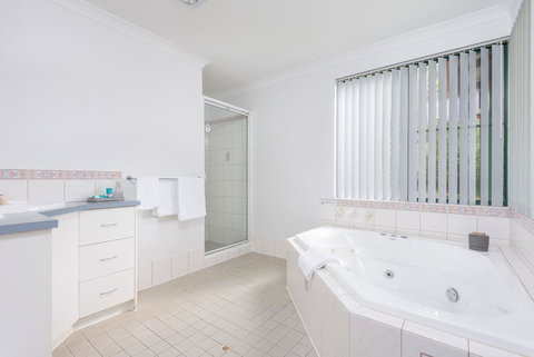 Surfside Ocean Beach Denmark Holiday Accommodation - Tourism Cairns 26