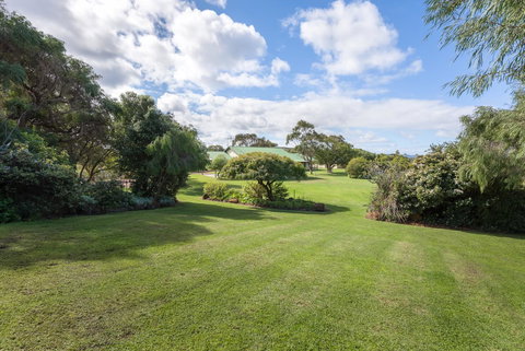 Surfside Ocean Beach Denmark Holiday Accommodation - Tourism Cairns 6