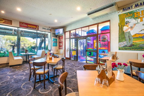 Nightcap At Wanneroo Tavern - Tourism Cairns 6