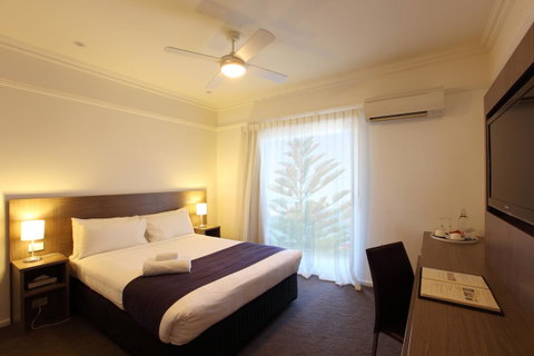 Cottesloe Beach Hotel - Tourism Cairns 24