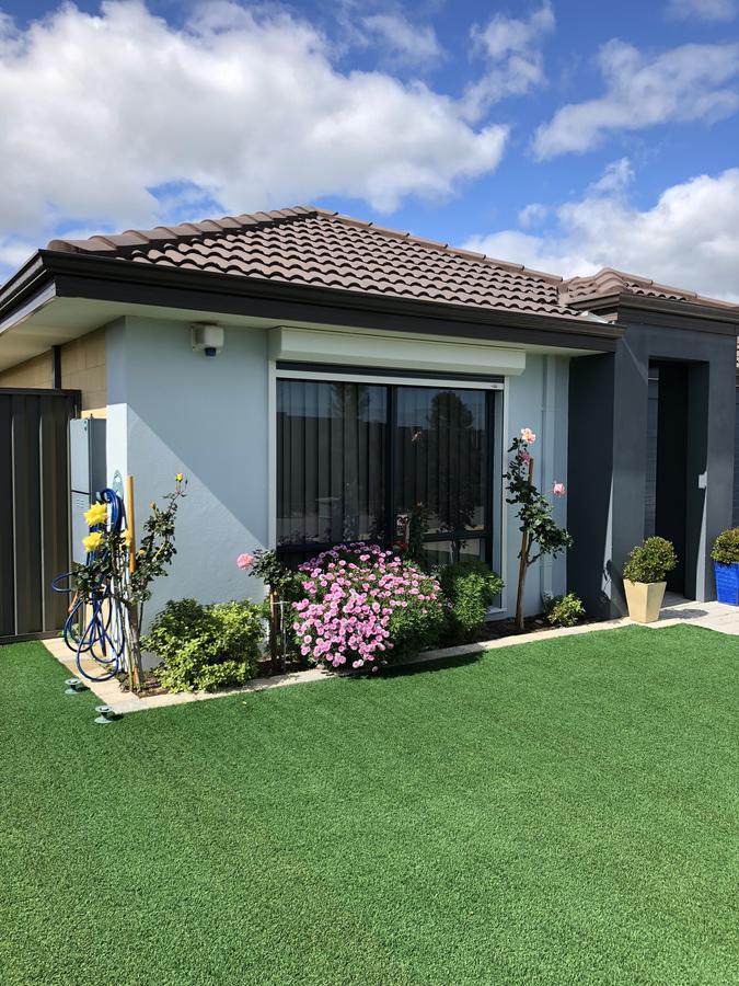 Leda WA Tourism Cairns