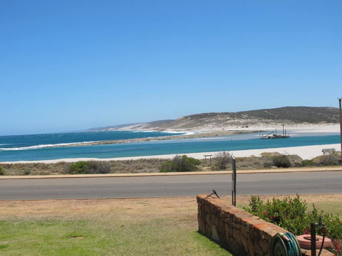 Kalbarri Riverfront Unit - Tourism Cairns 1