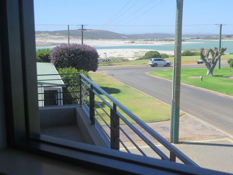 Kalbarri Riverfront Unit - Tourism Cairns 4
