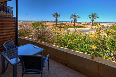 Mantarays Ningaloo Beach Resort - Tourism Cairns 17