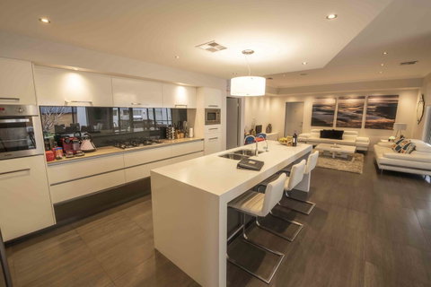 Magnificent Beach Retreat - Tourism Cairns 27
