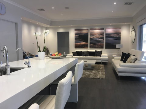 Magnificent Beach Retreat - Tourism Cairns 24