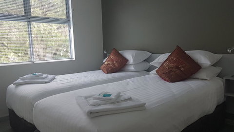 Seaview And Spa At Torbay - Tourism Cairns 7