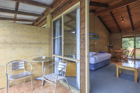 The Koorabup Motel - Tourism Cairns 2