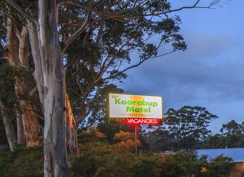 The Koorabup Motel - Tourism Cairns 14