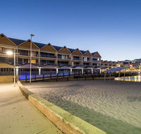 Dolphin Quay Apartments - Tourism Cairns