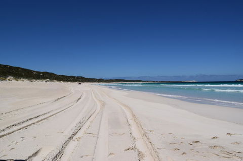 Eagle Bay House - Tourism Cairns 37