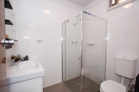 EUCLA MOTOR HOTEL - Tourism Cairns 22