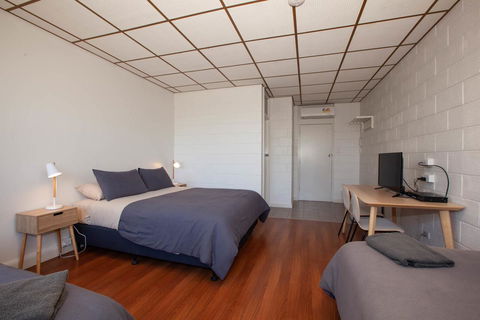 EUCLA MOTOR HOTEL - Tourism Cairns 3
