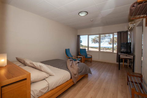 EUCLA MOTOR HOTEL - Tourism Cairns 17