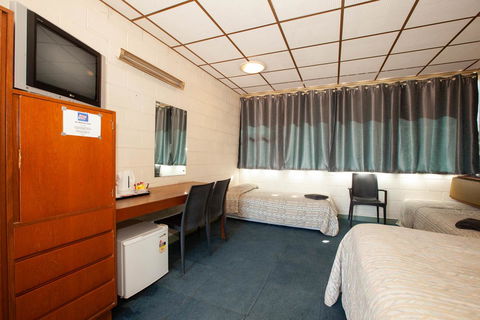 EUCLA MOTOR HOTEL - Tourism Cairns 18