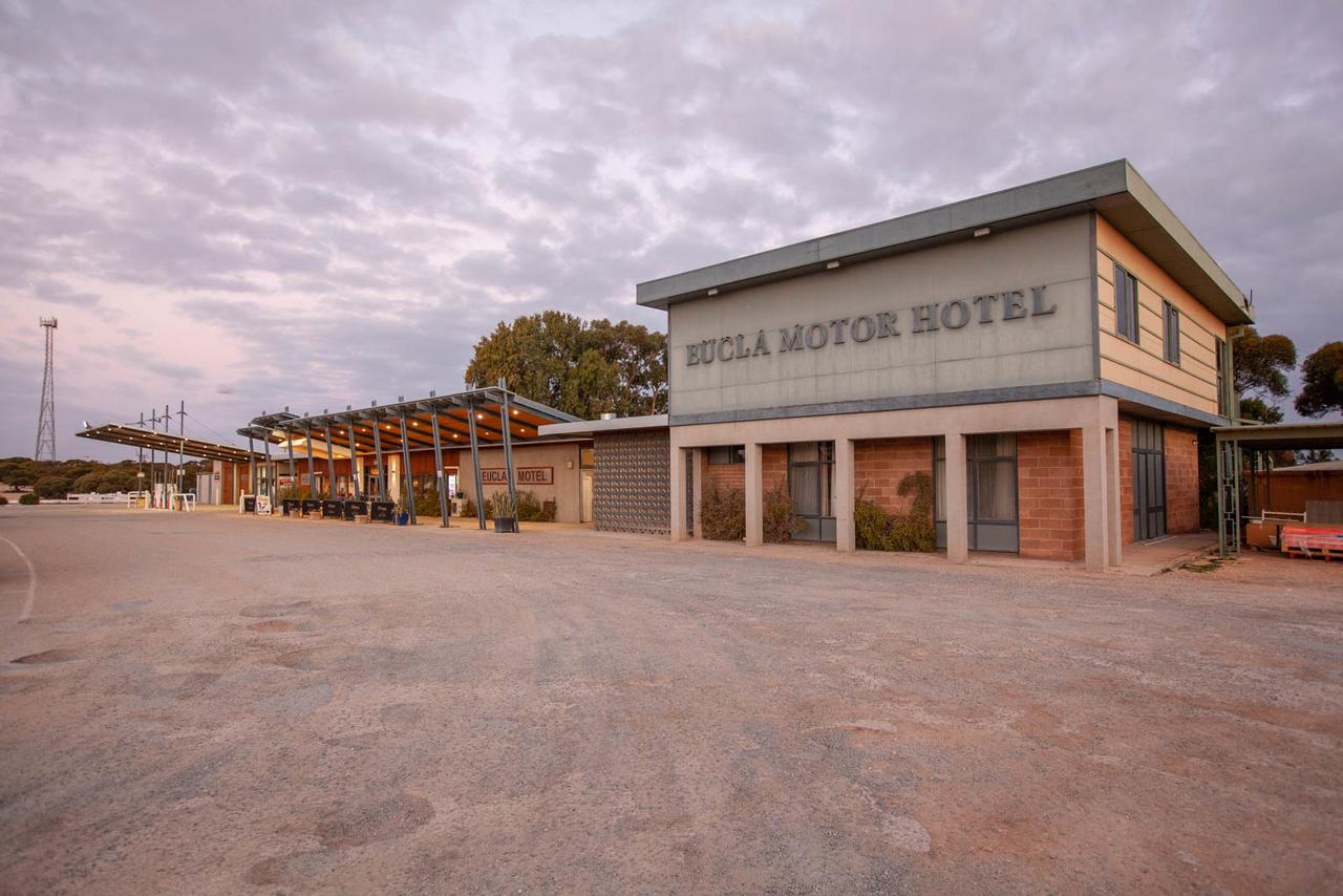 Eucla WA Tourism Cairns