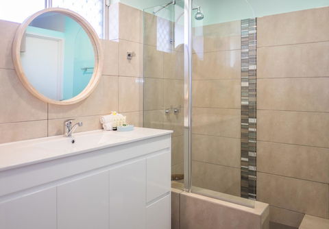 Cottesloe Sea Bliss Apartment - Tourism Cairns 6