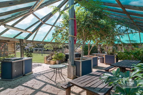 Dongara Tourist Park - Tourism Cairns 14