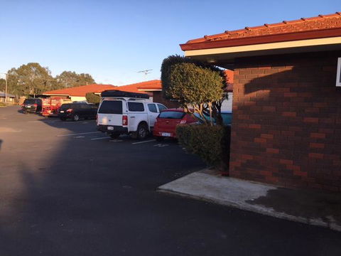 Donnybrook Motel - Tourism Cairns 0