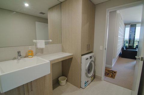 Boutique Carousel Apartment - Tourism Cairns 8