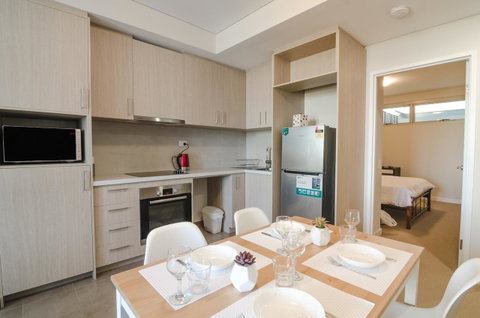 Boutique Carousel Apartment - Tourism Cairns 4