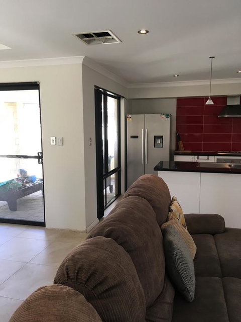 Shiraz Heights - Tourism Cairns 15