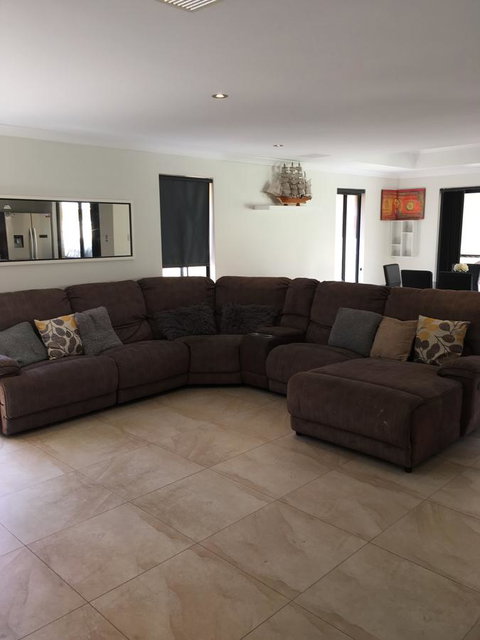 Shiraz Heights - Tourism Cairns 0