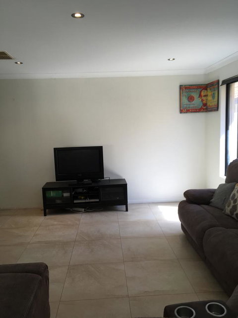 Shiraz Heights - Tourism Cairns 13