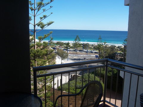 Scarborough - Oceanview 2 Bed, 2 Bathroom Apartment - Tourism Cairns 0