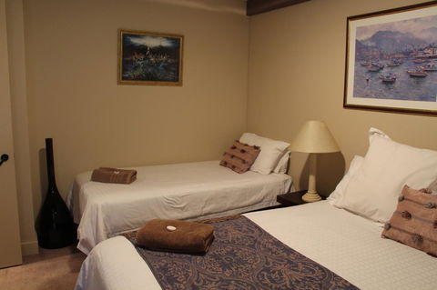 Scarborough - Oceanview 2 Bed, 2 Bathroom Apartment - Tourism Cairns 14