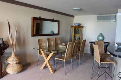 Scarborough - Oceanview 2 Bed, 2 Bathroom Apartment - Tourism Cairns 15