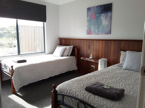 Cosy Corner Chalets - Tourism Cairns 6