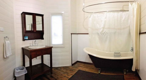 Hopetoun Motel & Chalet Village - Tourism Cairns 37