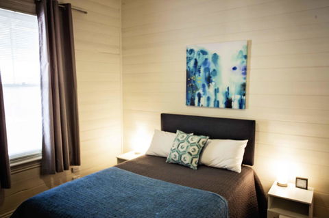Hopetoun Motel & Chalet Village - Tourism Cairns 24
