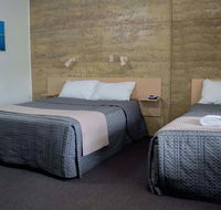 Hopetoun Motel  Chalet Village - Tourism Cairns