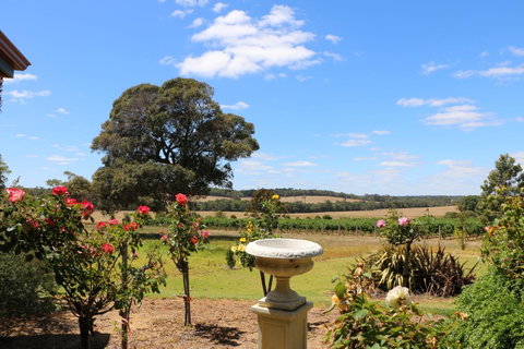 Burton Farmhouse - Tourism Cairns 6