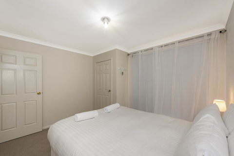 Scarborough Villa On Duke - Tourism Cairns 20