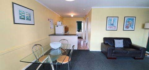 West Beach Lagoon 109 â€“ Amazing Location! - Tourism Cairns 3