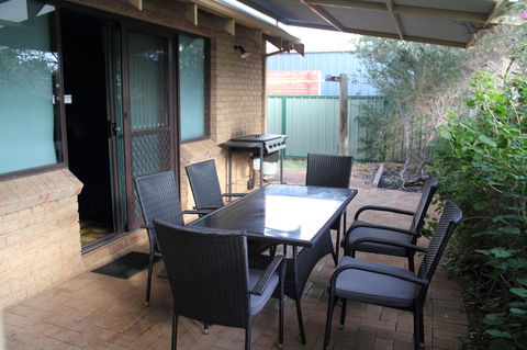 Kestrel Chalets - Tourism Cairns 11