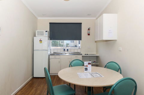 Scarborough Apartments - Tourism Cairns 1